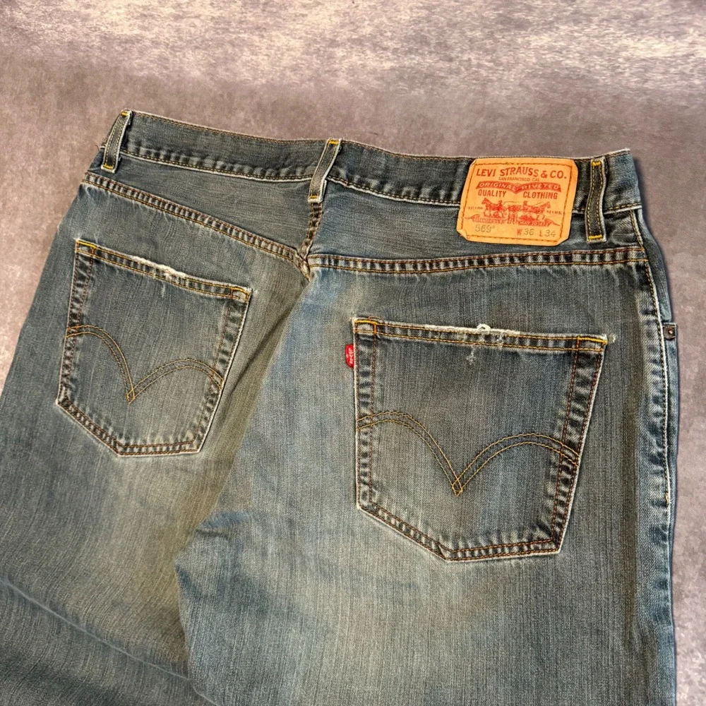 VTG Levis 569 Loose Straight Jeans Mens 36x34 Blue Medium Wash Baggy 2005 Y2K